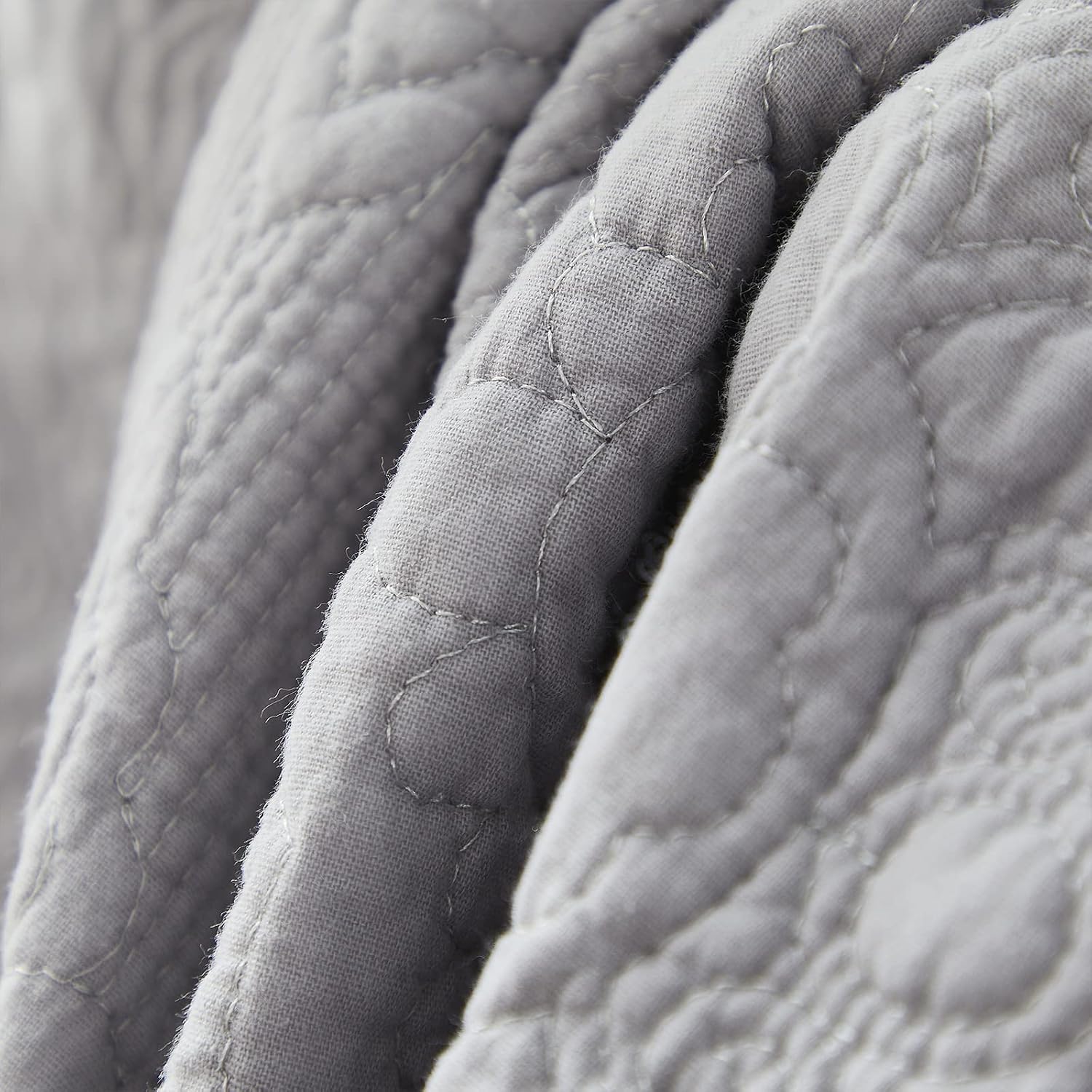 Grey Damask Cotton Quilted Throw Blanket