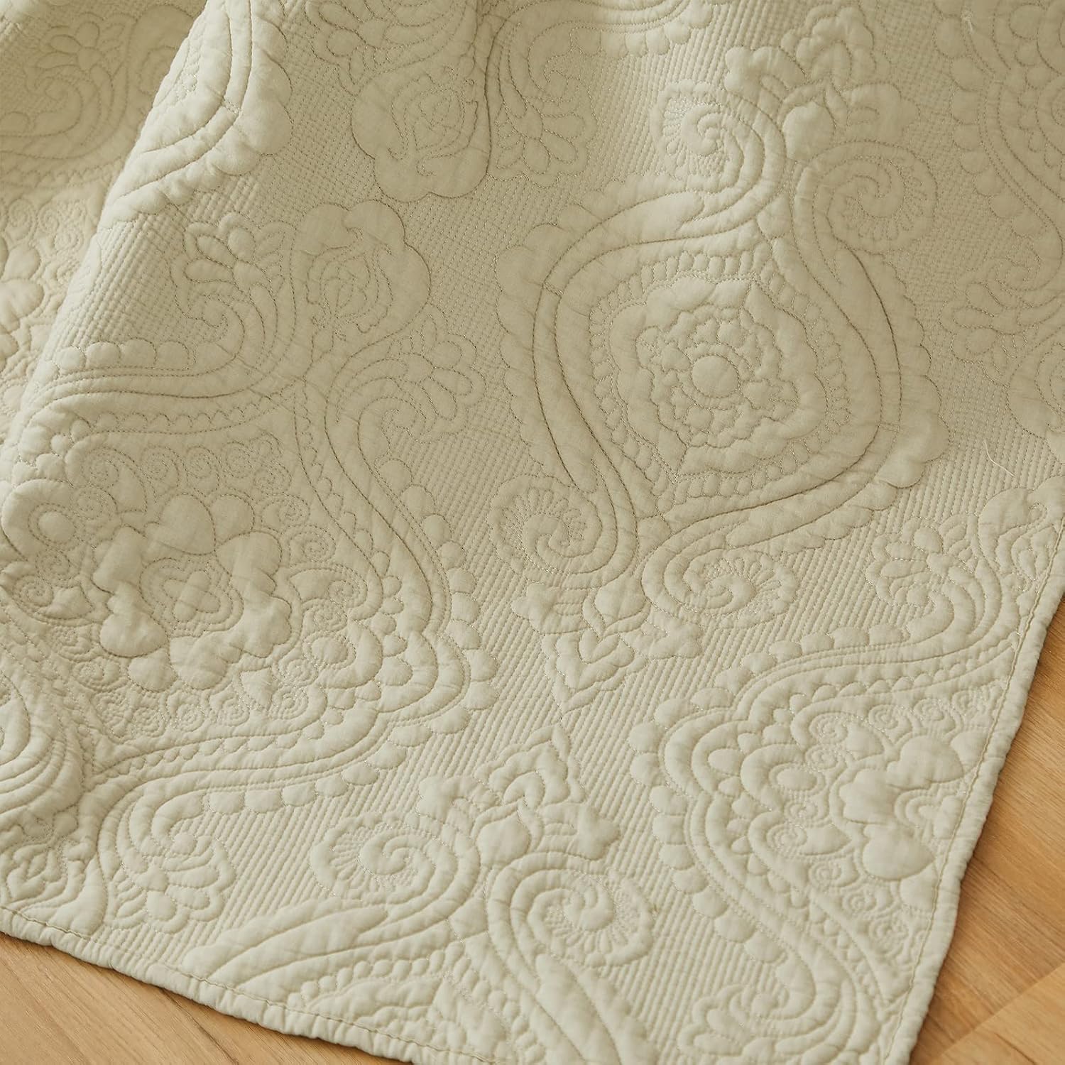 Beige Damask Cotton Quilted Throw Blanket